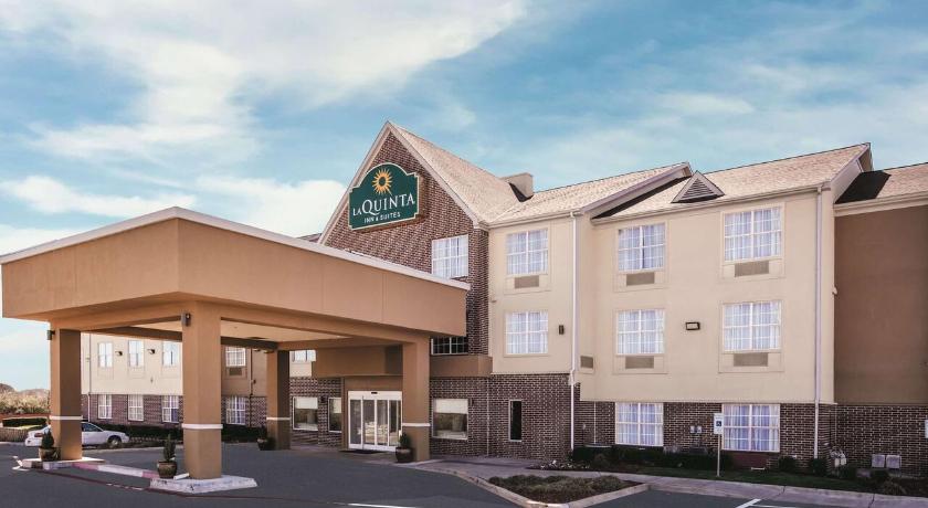 La Quinta Inn & Suites by Wyndham Dallas Mesquite