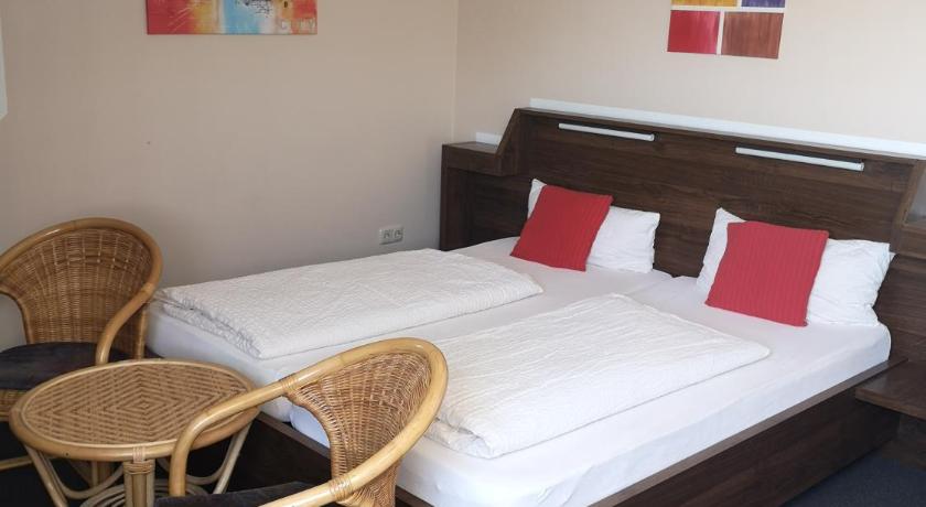 Hotel Koln-Bonn — Hotel in Bornheim