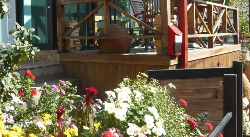 Guesthouse in Picture — Hotel in Jeonju-si