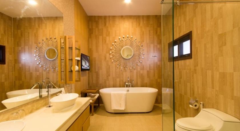 Image of Superior Studio 2