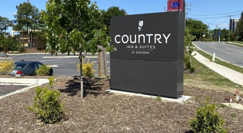 Country Inn & Suites by Radisson, Greensboro, NC