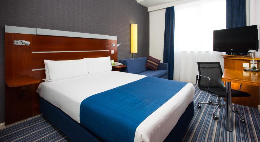 Holiday Inn Express London-Wimbledon-South