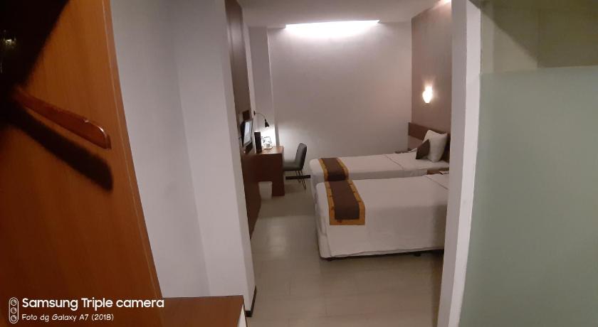 Hotel Xtra Bengkulu photo