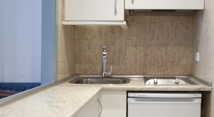 Image of Studio for 2 Adults 1