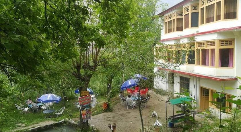Adventure Ghazi Resort — Hotel in Skardu