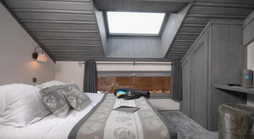 Image of Small Single Room 3
