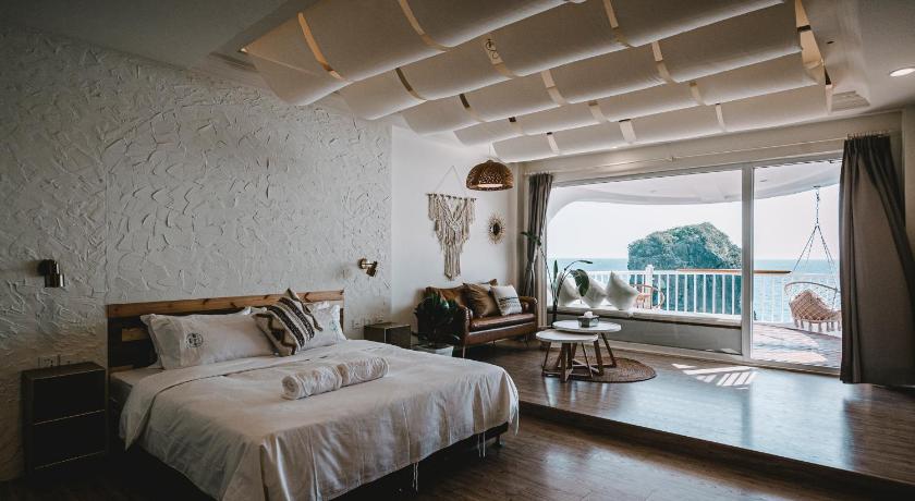 Yellow's Kenting B&B II - image 2