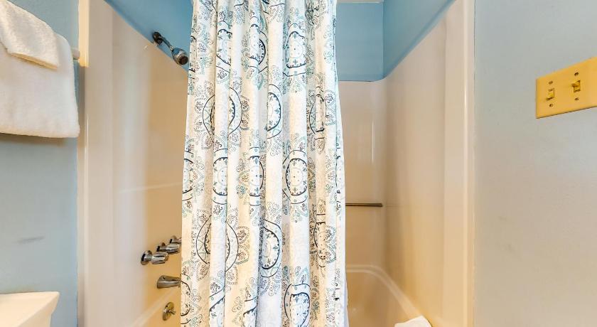 The Pink House photo