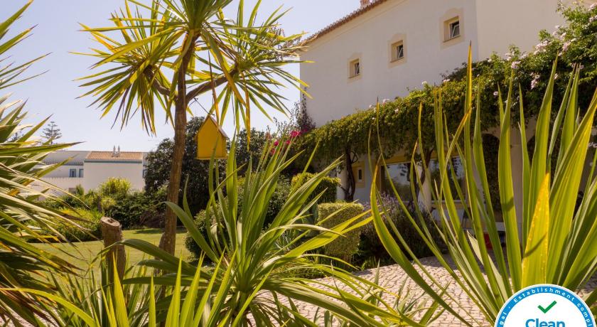 Luz Bay Hotel photo
