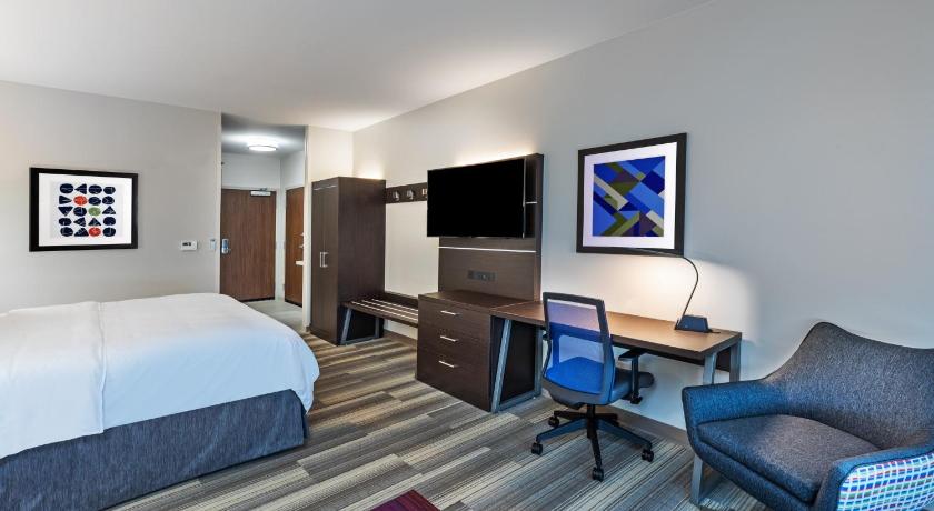 Holiday Inn Express and Suites Purcell