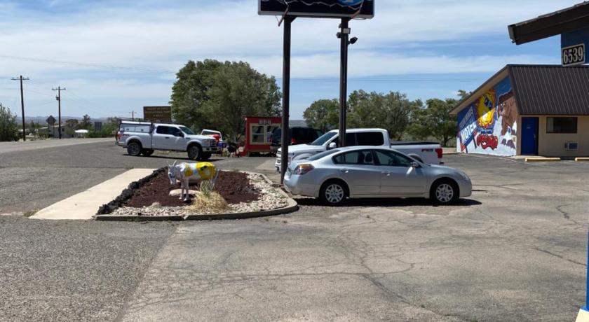 Four Winds Motel & RV Park photo