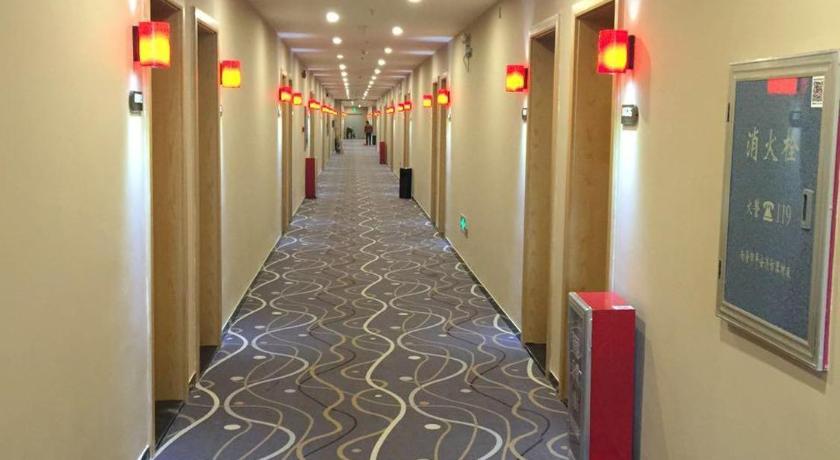 7 Days Premium Yunfu Xinxing Coach Terminal Branch photo
