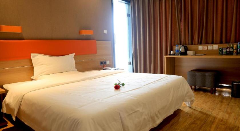 7 Days Premium·Neijiang Wanda Plaza photo