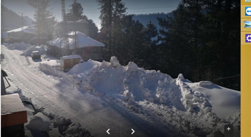 Nathia Heights Hotel - image 2
