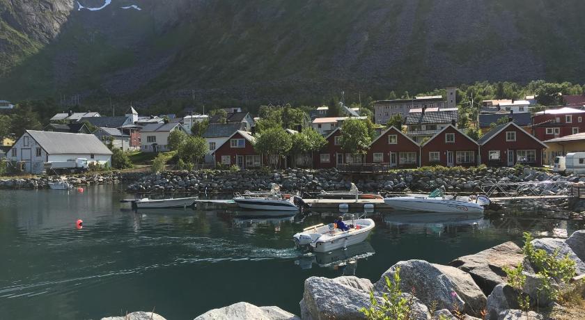 Kaikanten Gryllefjord — Hotel in Gibostad