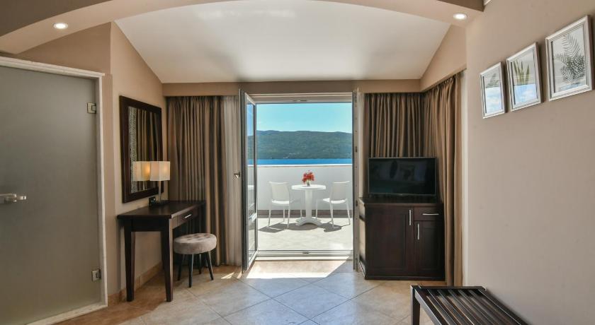 Image of Superior Double Room with Sea View 0