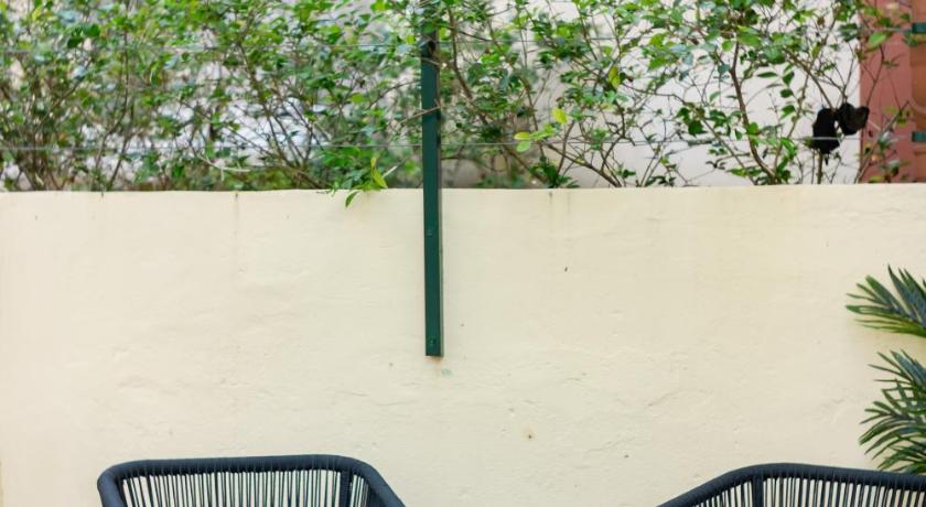 Casa Boma Lisboa - Modern and Stylish Apartment with Private Terrace - Lapa IV photo