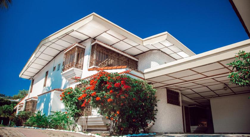 Hotel Santa Elena photo