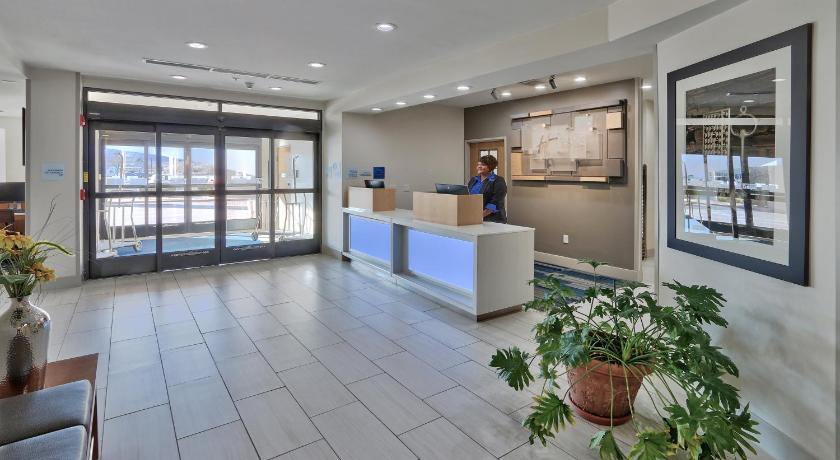 Holiday Inn Express Socorro photo