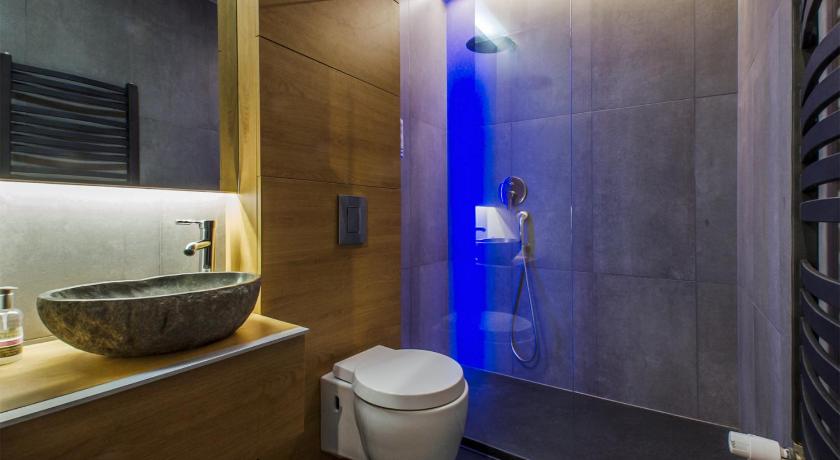 LupoApartments Kilinskiego 228 Klimatyzacja Parking Dostep na Kod photo