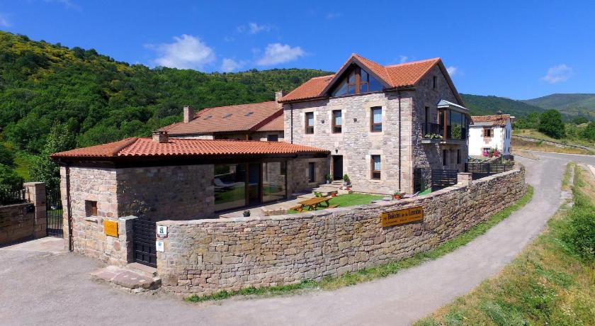 El Balcon De La Lomba