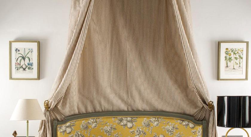 セビリア VAC LUXURY HOMES SEVILLA 5つ星 ホテル プール