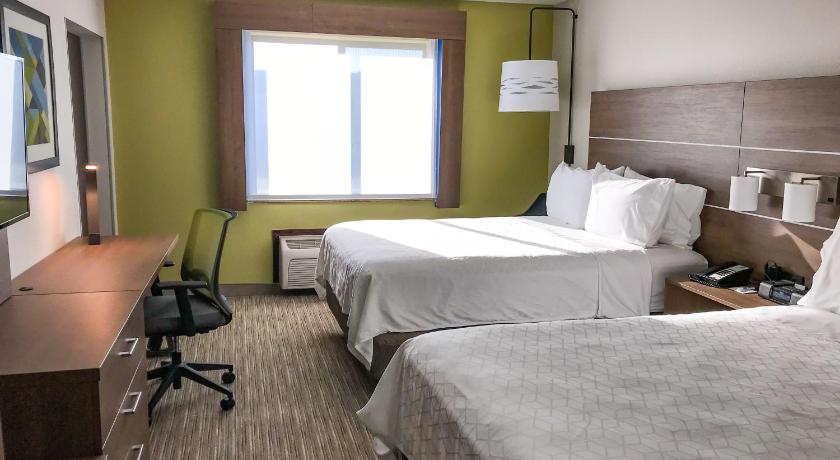 Holiday Inn Express Hotel & Suites Lubbock West