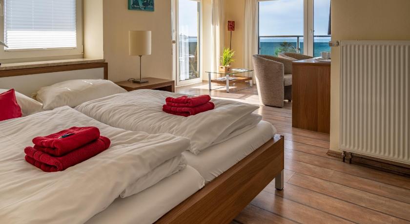 Image of Double Room with Sea View - 1 4