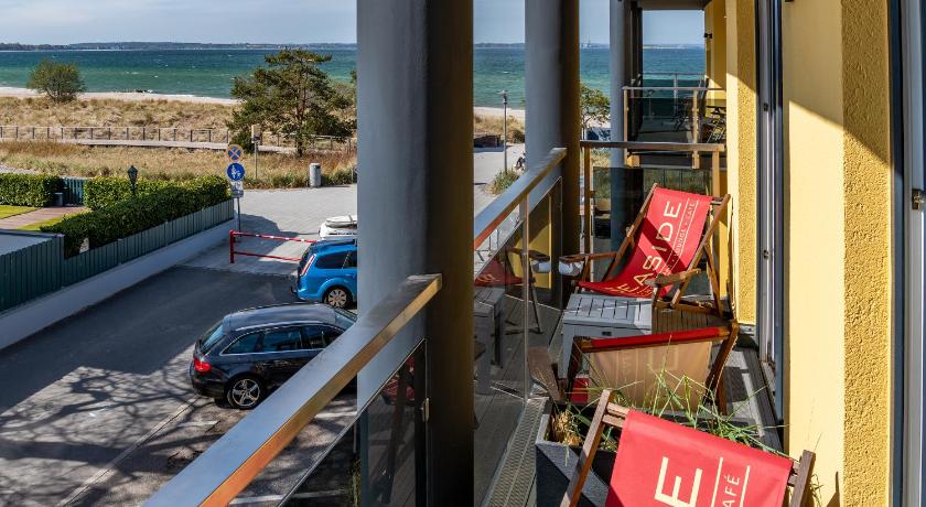 Image of Double Room with Partial Sea View and Balcony - 8 1
