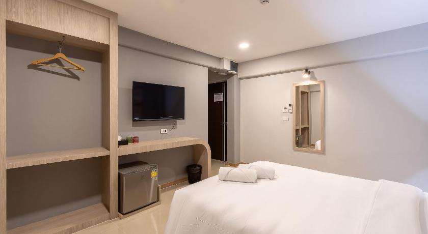 Image of Superior Corner Room 14