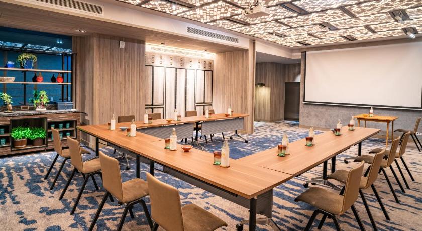Hotel Indigo Phuket Patong By IHG photo 5