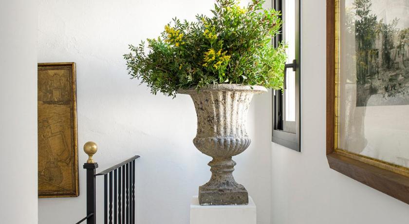 セビリア VAC LUXURY HOMES SEVILLA 5つ星 ホテル プール