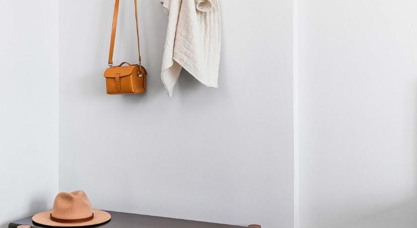 Image of Apartment Suite 12