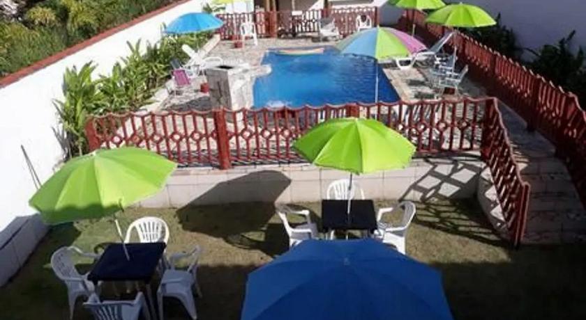 POUSADA TANI COM AR E PISCINA em MARESIAS photo