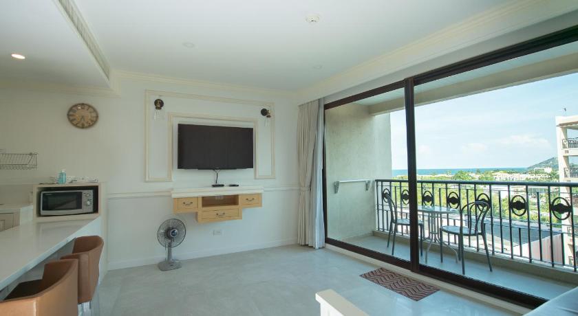 Image of Apartment 8