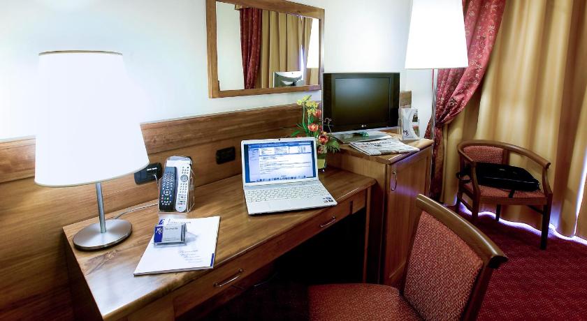 Image of Double Room 9
