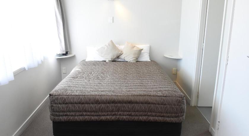 Featherston Motels And Camping photo