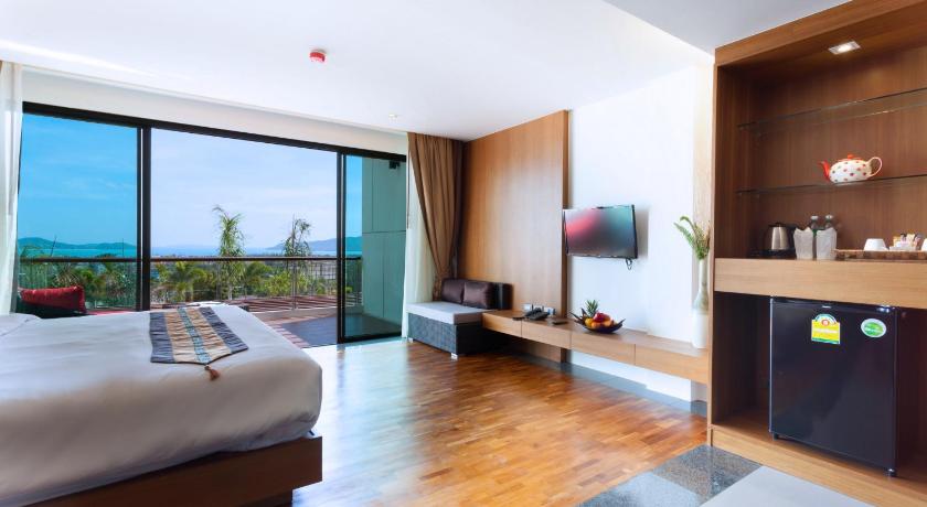 Image of Executive Deluxe Suite 4