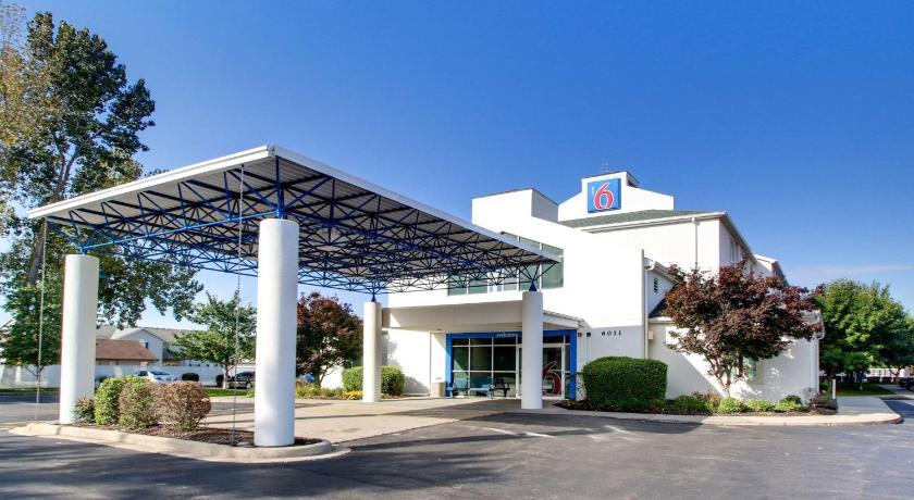 Motel 6-Springfield, IL