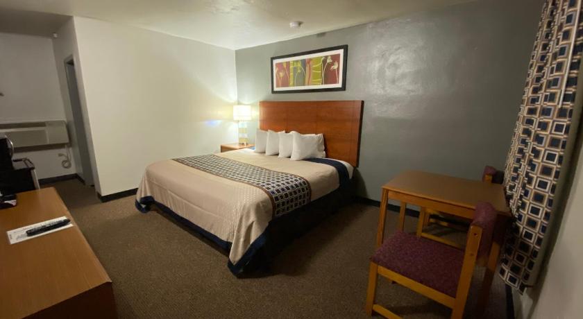 Mount Vernon (MO) Usa Inn 2-Star Accommodation suite