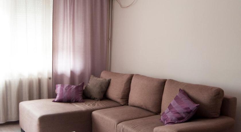 Central Apartment with boulevard view — Hotel in Nis