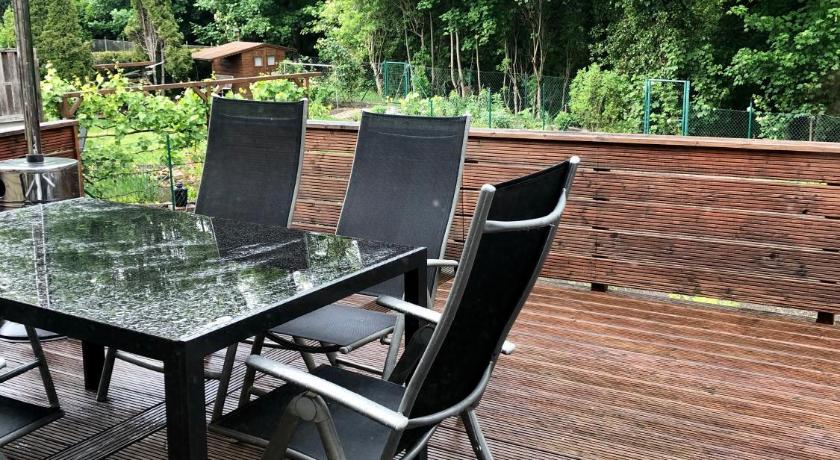 Koniglicher Aufenthalt inmitten der Natur photo