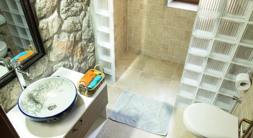 Doga Apartments photo