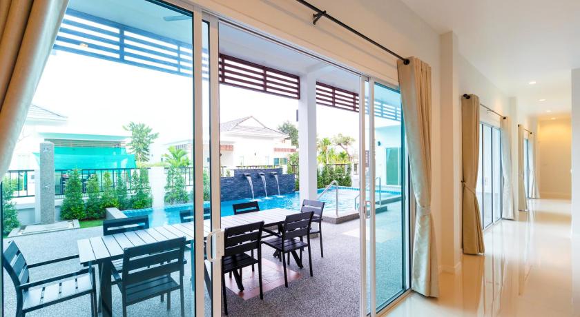 Image of 4-Bedroom Pool Villa 12
