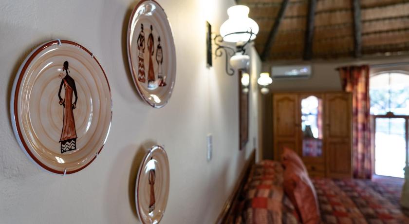Gooderson Dumazulu Lodge and Traditional Village photo