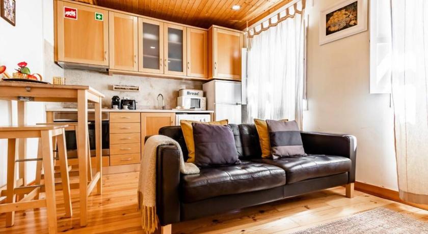 Charming Duplex at Alfama