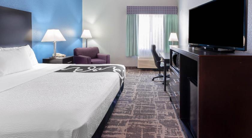 La Quinta Inn & Suites by Wyndham Kerrville