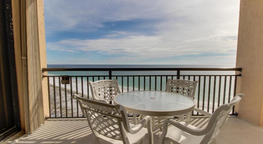 Navarre Towers Condos — Hotel in Pensacola Beach (FL)
