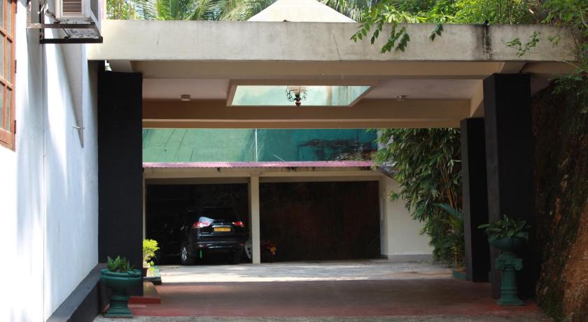 Wijaya Tourist INN photo
