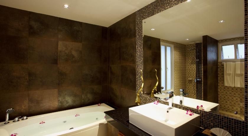 Image of 3 Bedroom Pool Villa 2